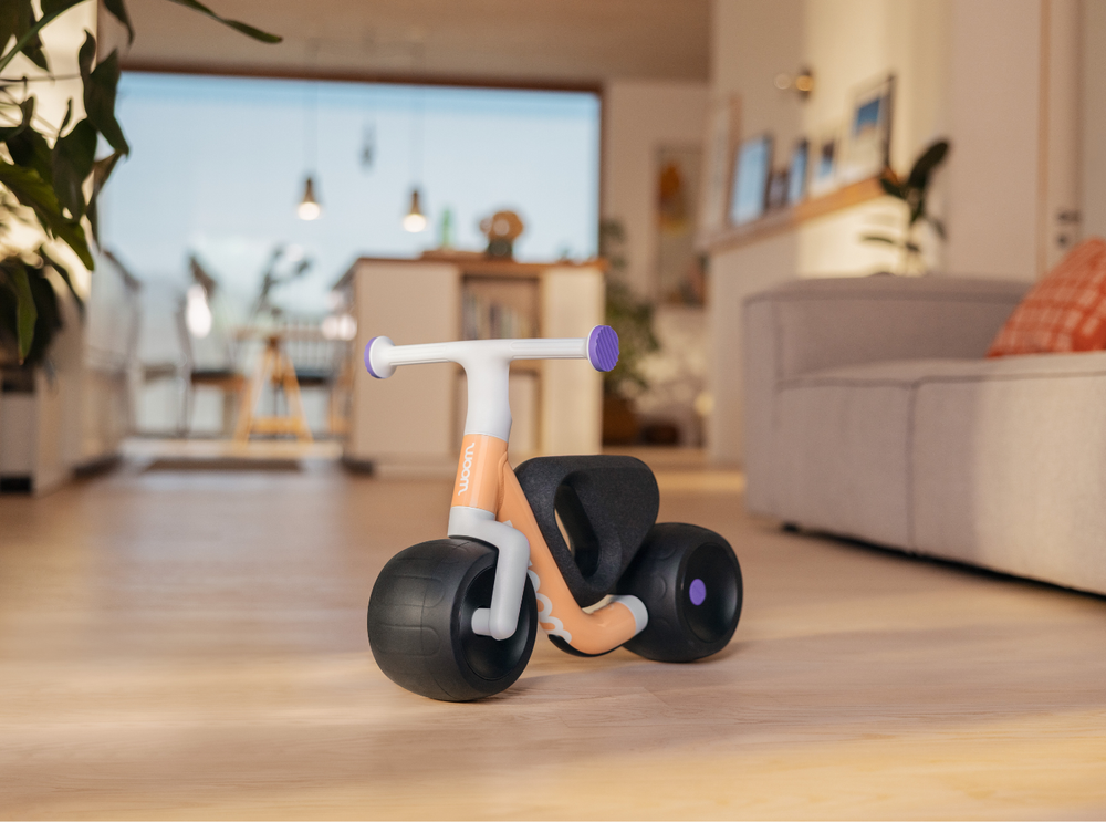 woom WOW — Self-Balancing Bike